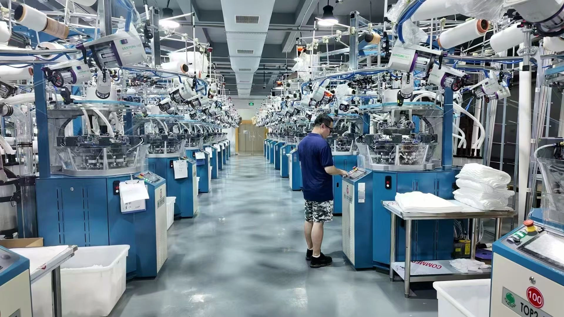 Seamless Activewear Factory - 01