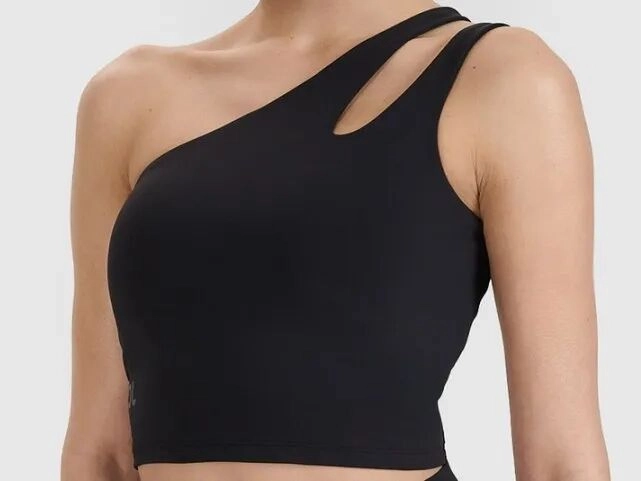 Asymmetric Cutting Design for Yoga Wear - 03