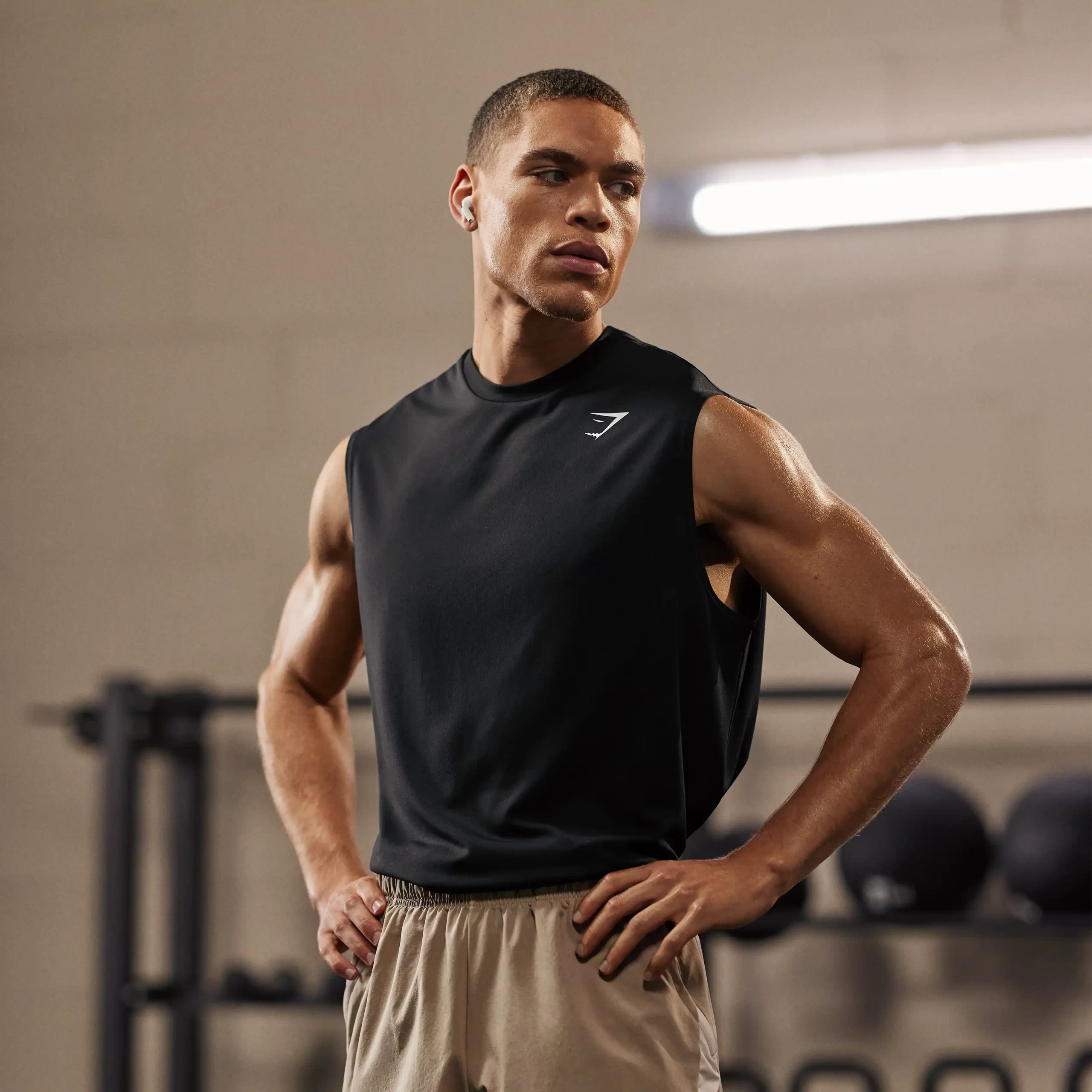 men gym sleeveless tank top fitness workout outfit breathable training apparel muscle fit activewear